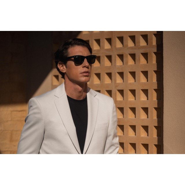 MAKIS TSELIOS SUIT ICE 