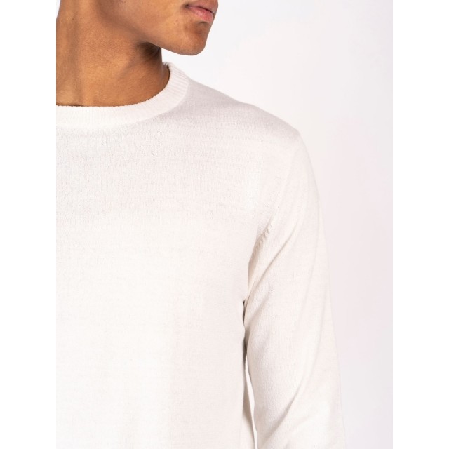 MARCUS off white sweater
